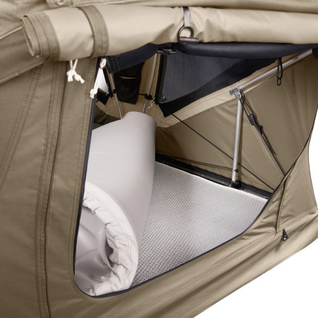 Thule Anti Condensation Mat M – podloga proti kondenzaciji za 3 osebe